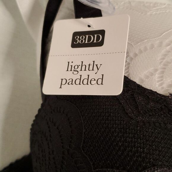 Elegant Lace Black and White Bra - Picture 2 of 5